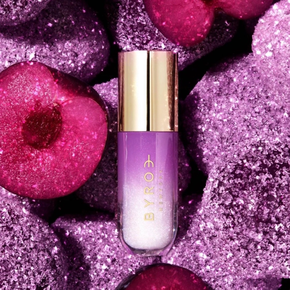 BYROE
Sugar Plum Shimmer Lip Oil